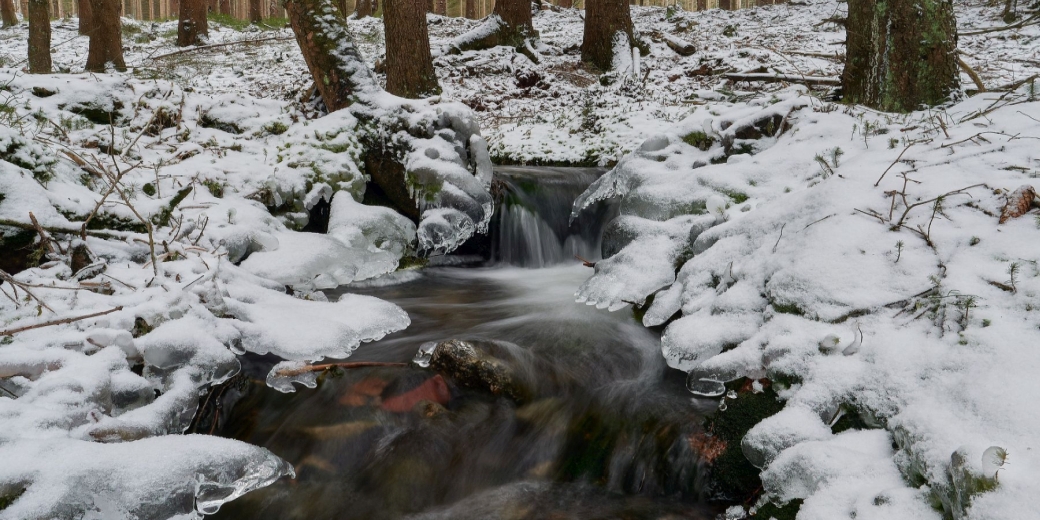 Zima čaruje na Hradišťském potoce