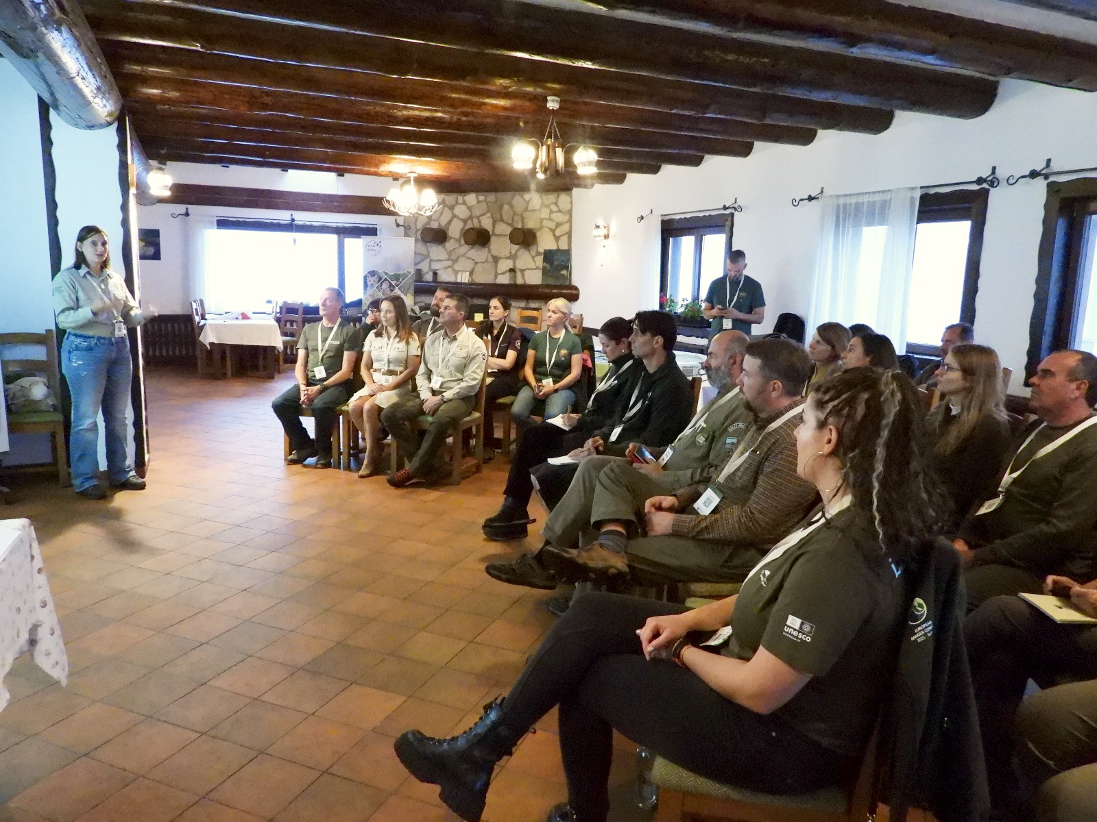 celá pracovní skupina