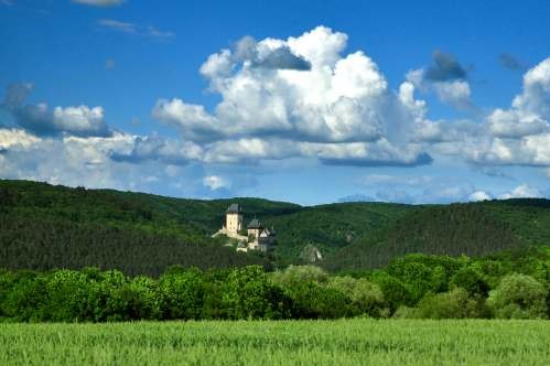 Pohled na Karlštejn.